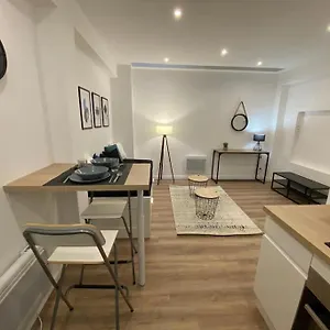 Atypique - Centre Appartement Mazamet